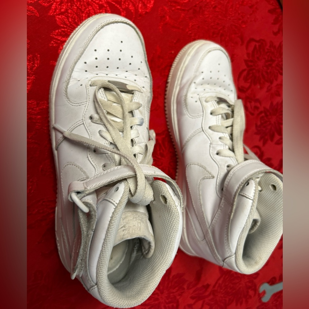 COPY - Air Force ones high tops men’s size 9 in fair condition